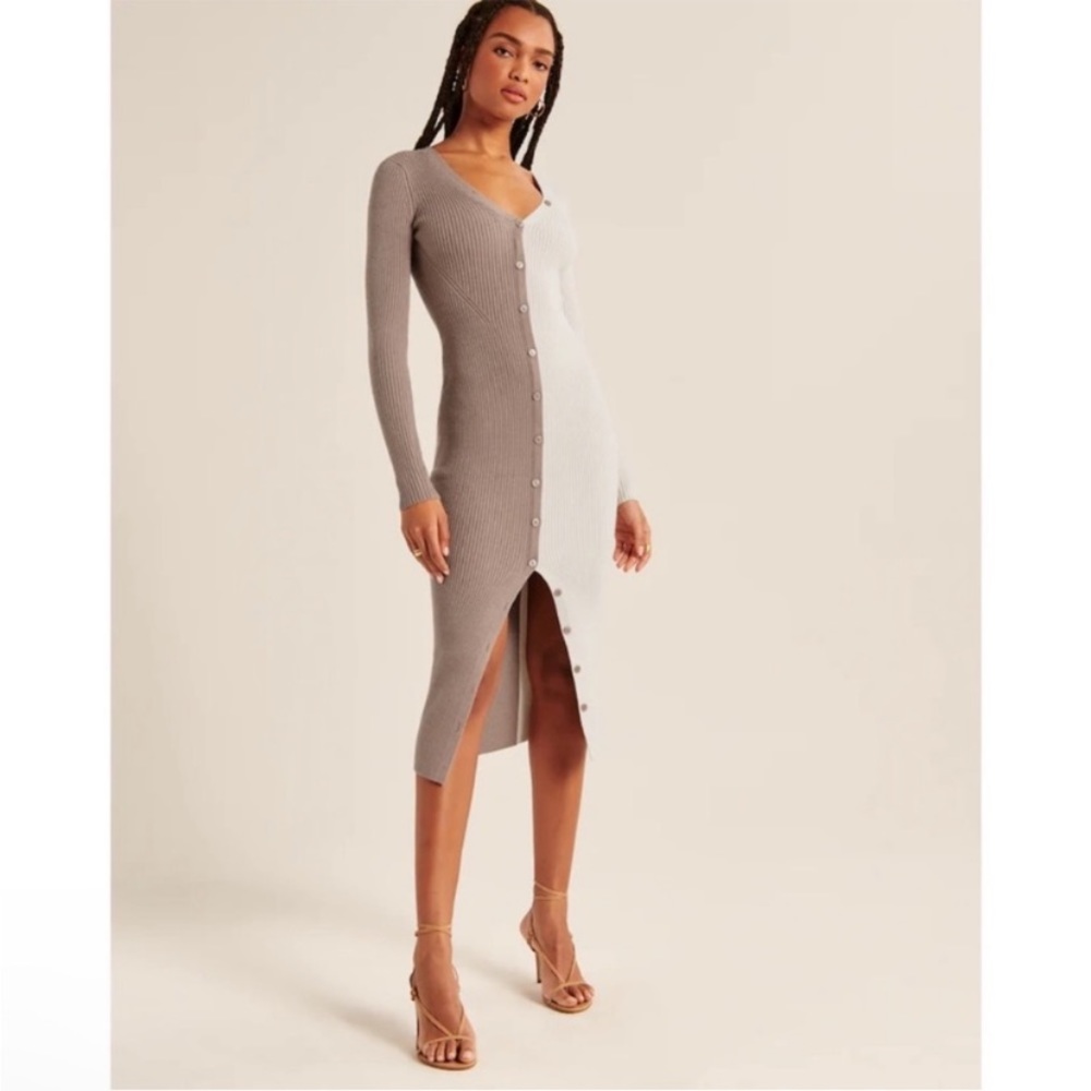 NWT Abercrombie Taupe/Cream Colorblock Sweater Dress - Size Small